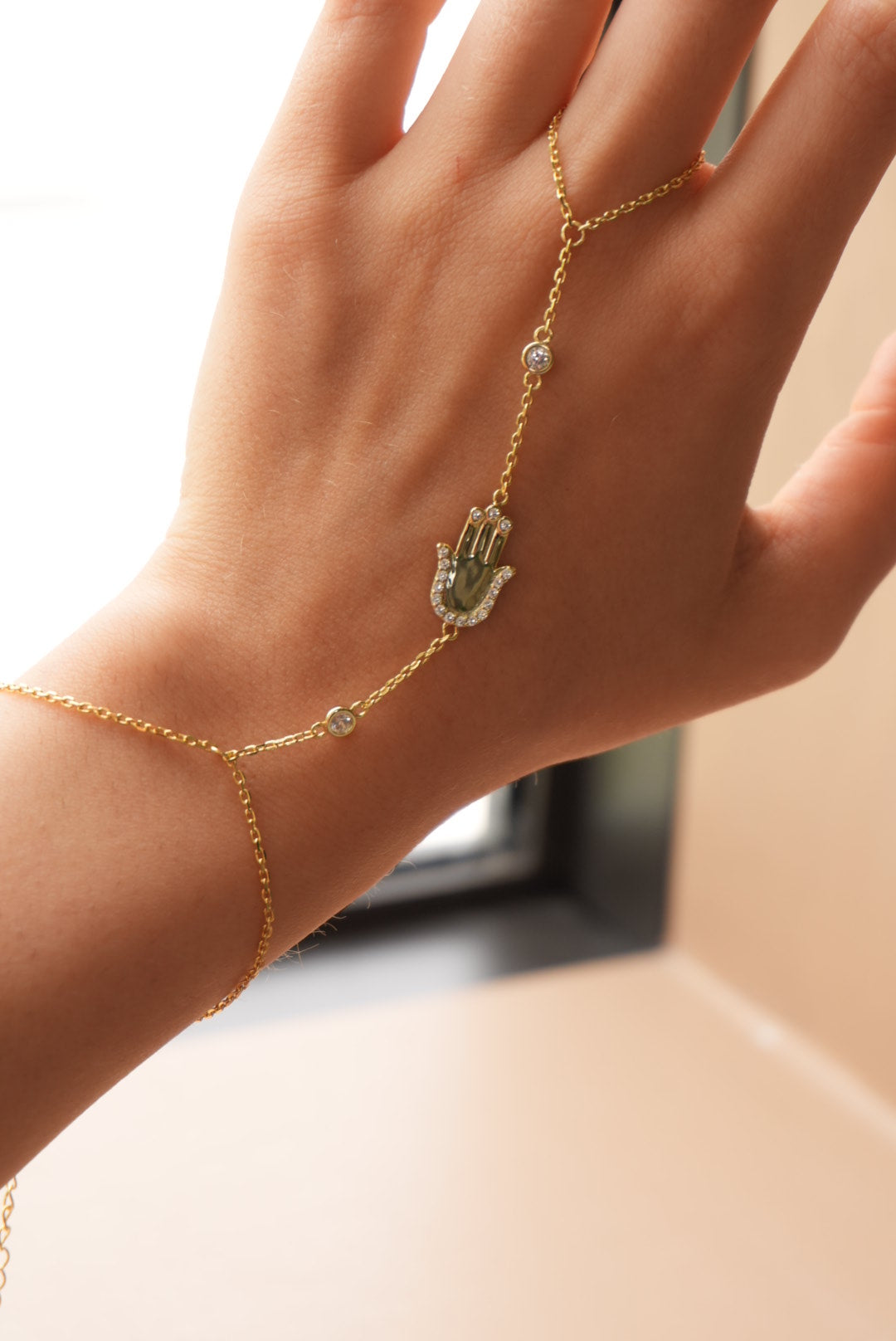 Hamsa Handchain